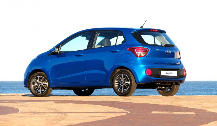  Hyundai Grand i10 2017 года  (ZA) (фото 15 из 19)